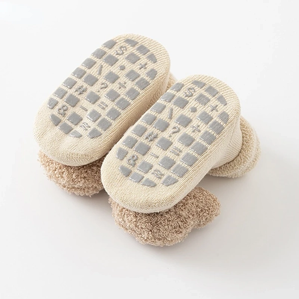 Chaussettes pour Bébé en Coton Avec L’Adhérence D’Un Ours Mignon – Image 7